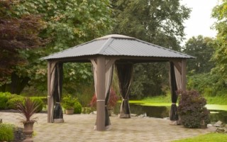 Calais Pools and Spas is an official Visscher Gazebo Dealer. We offer open air, semi and fully enclosed gazebos, and pergolas for Langley, Surrey and Maple Ridge